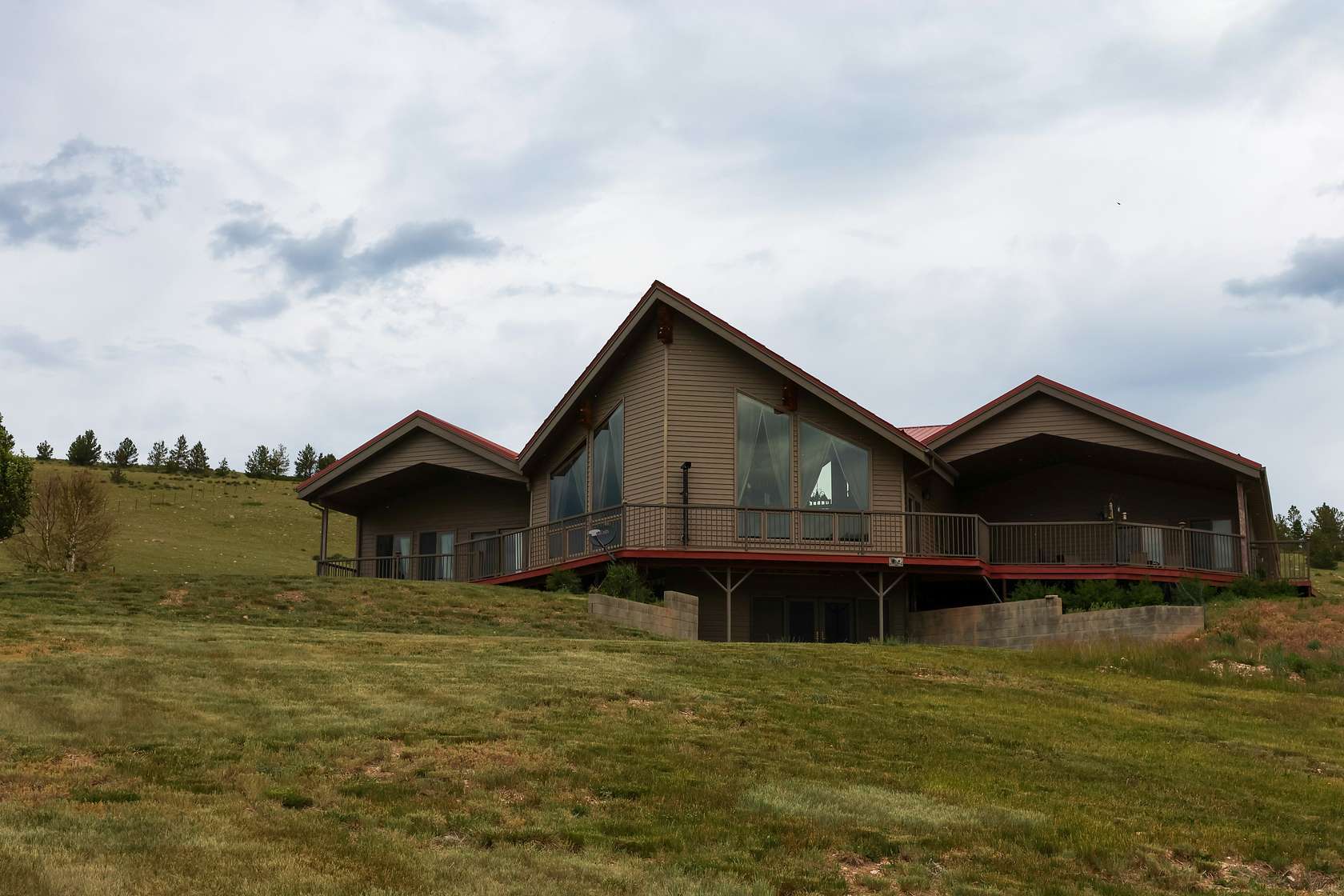39.8 Acres of Land with Home for Sale in Hobson, Montana