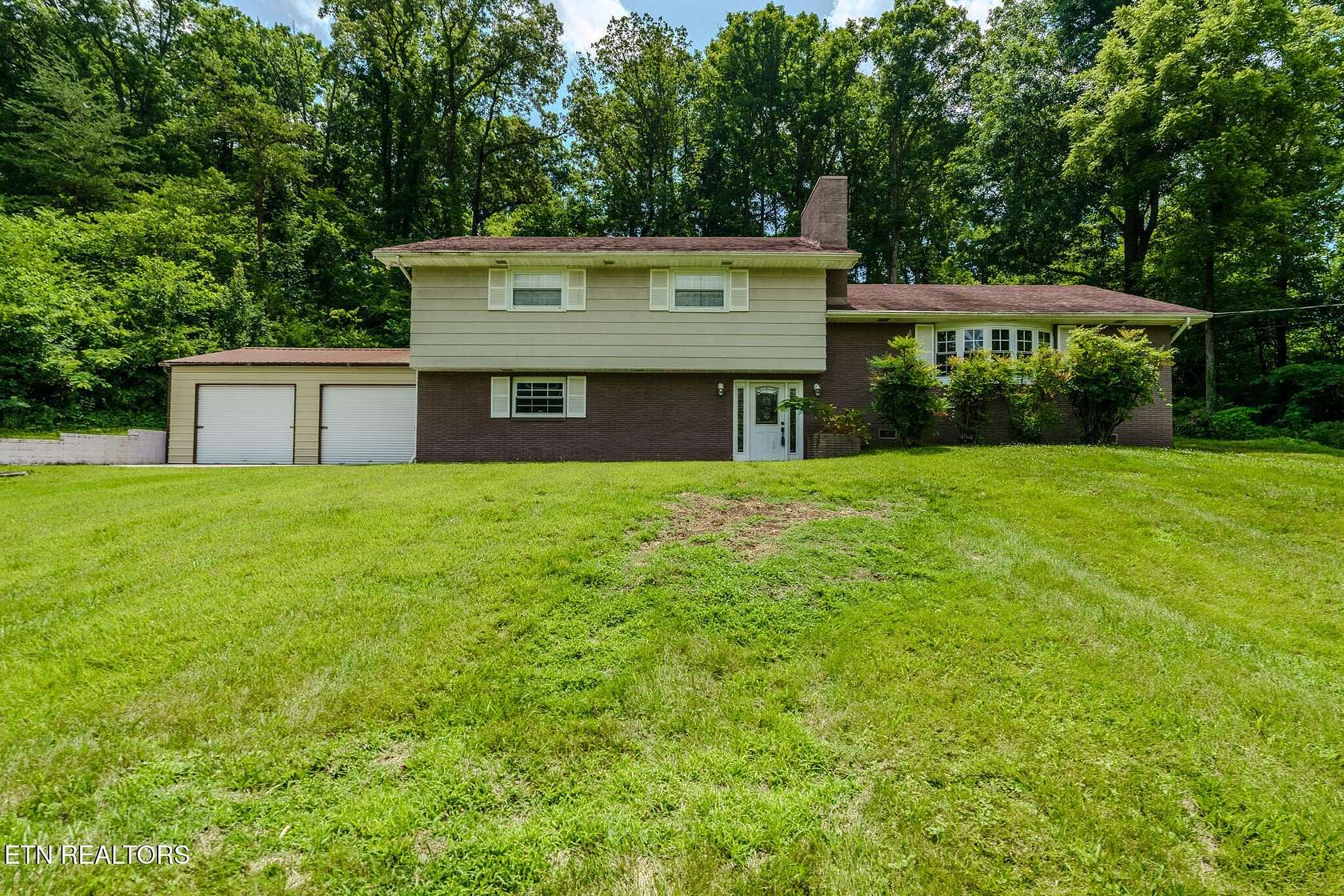 2.3 Acres of Land with Home for Sale in Knoxville, Tennessee