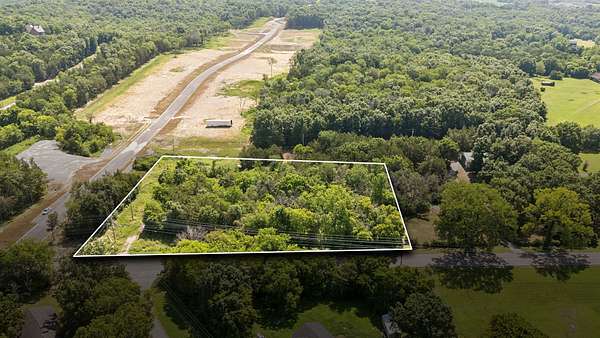 2 Acres of Residential Land for Sale in Mount Juliet, Tennessee