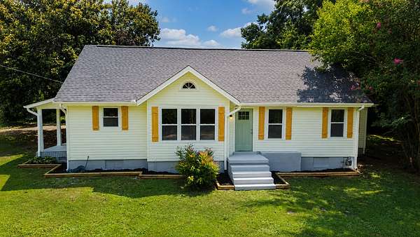 2.7 Acres of Land with Home for Sale in Scotts Hill, Tennessee
