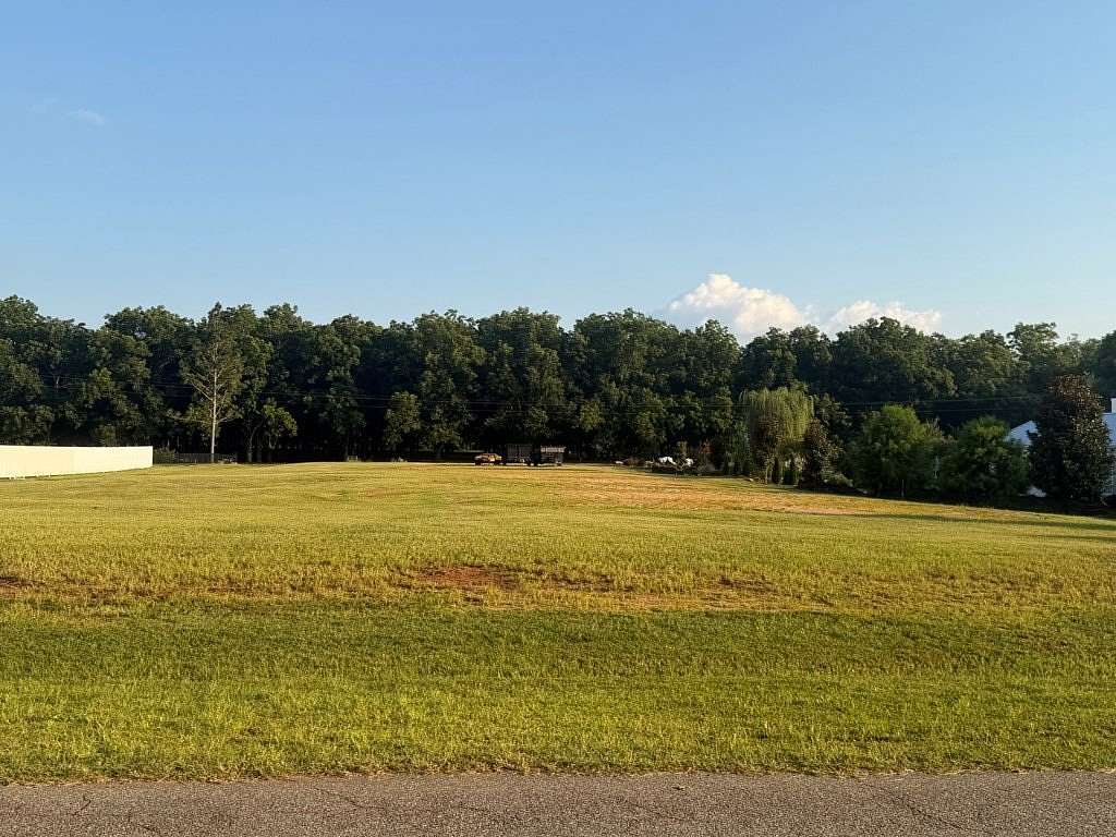 1.55 Acres of Residential Land for Sale in Leesburg, Georgia