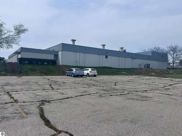 1.55 Acres of Improved Commercial Land for Sale in Muskegon Heights, Michigan