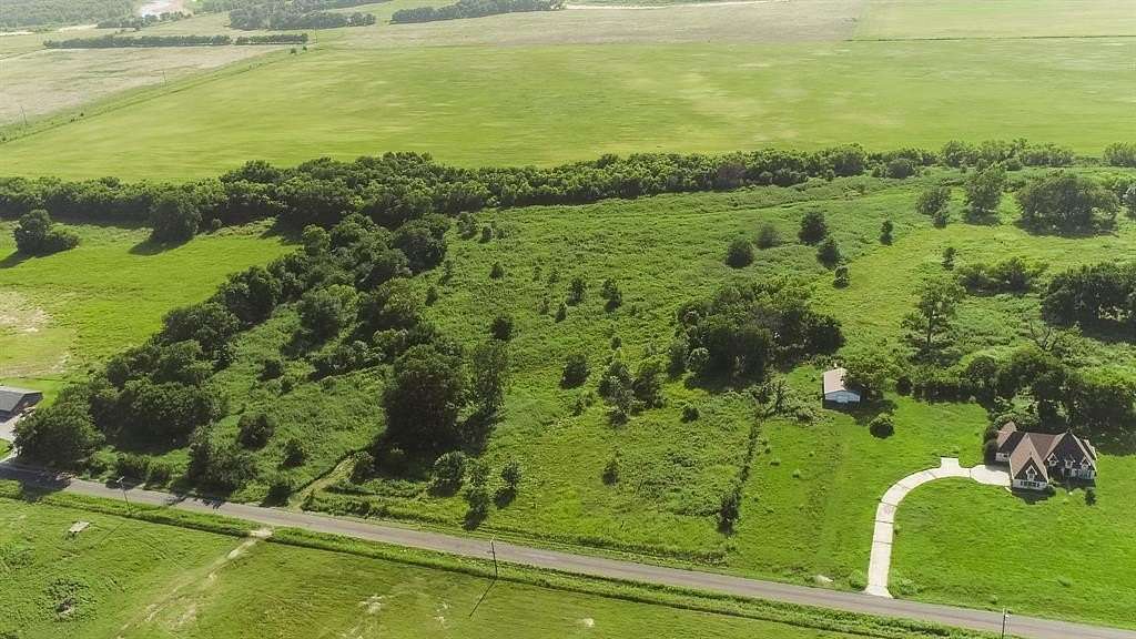 20.7 Acres of Land for Sale in Wynnewood, Oklahoma