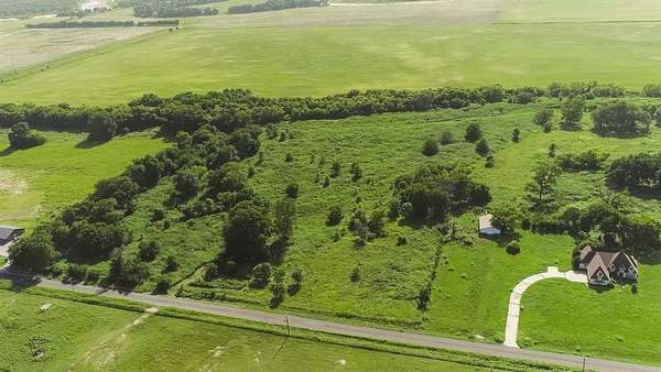 20.7 Acres of Land for Sale in Wynnewood, Oklahoma