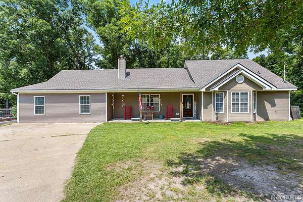2 Acres of Land with Home for Sale in Wetumpka, Alabama