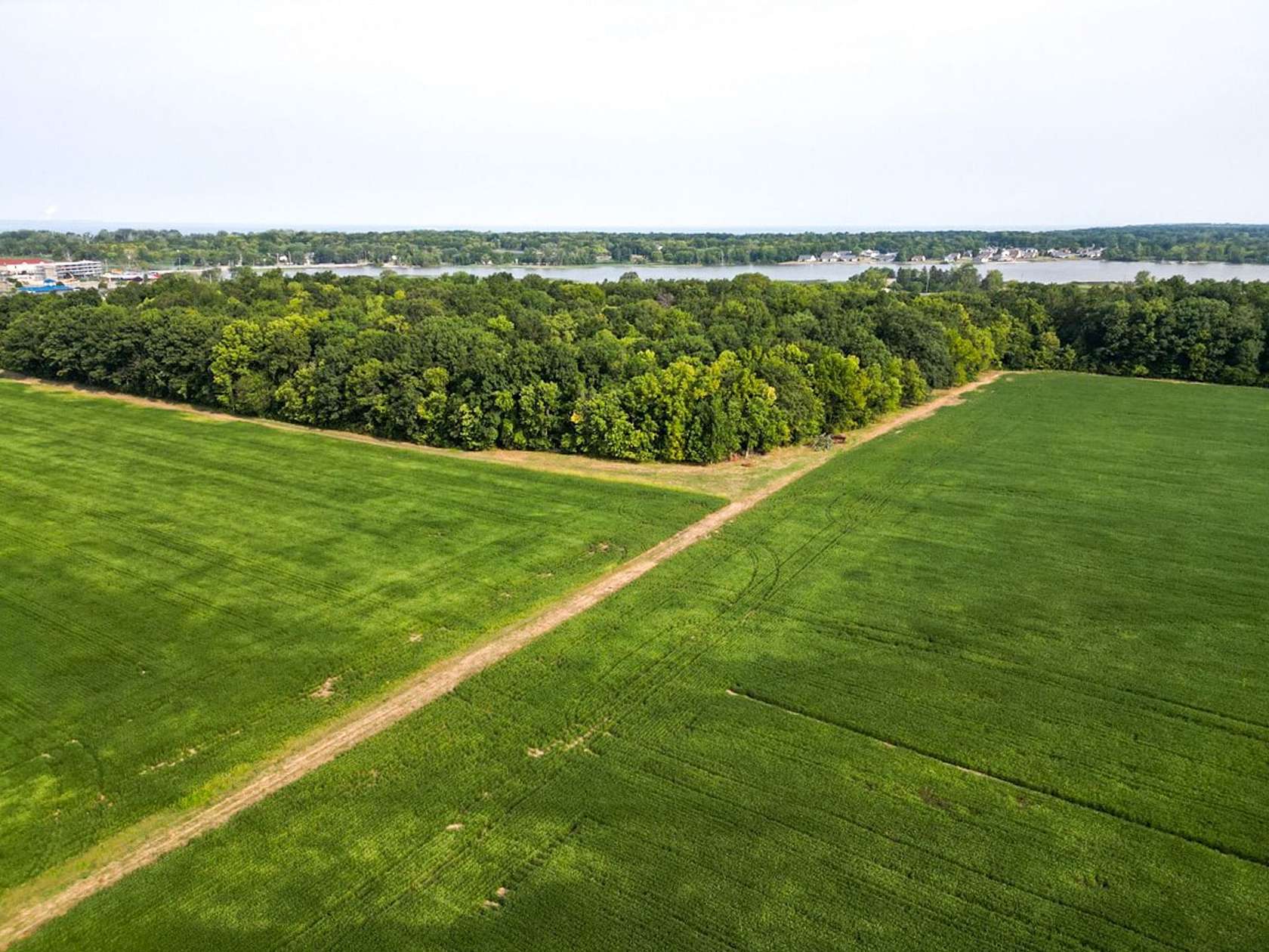 115 Acres of Land for Sale in Port Clinton, Ohio