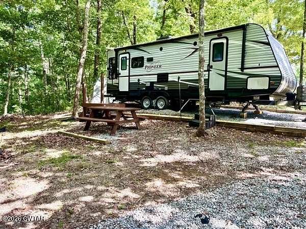 1 Acre of Residential Land for Sale in Sugar Tree, Tennessee