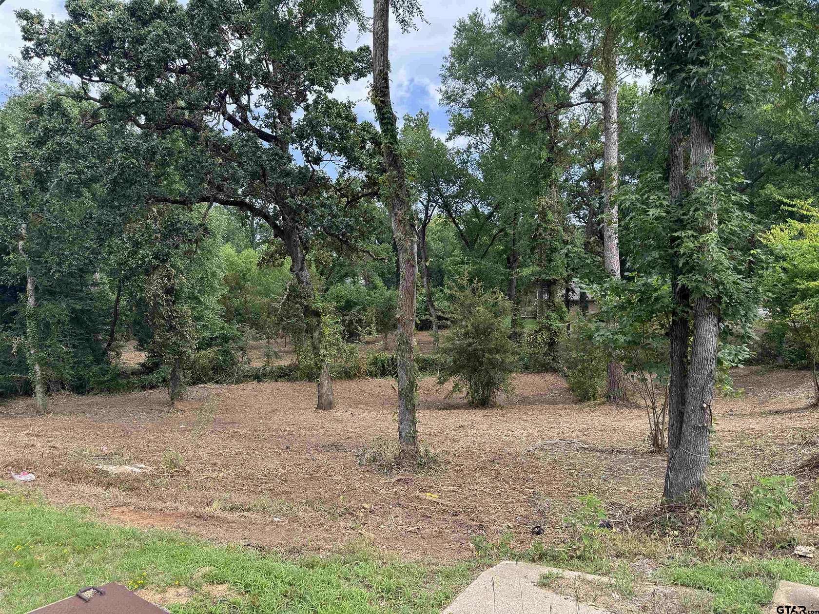 2.23 Acres of Residential Land for Sale in Tyler, Texas