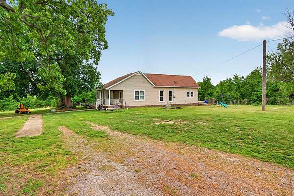 1.58 Acres of Land with Home for Sale in Kuttawa, Kentucky