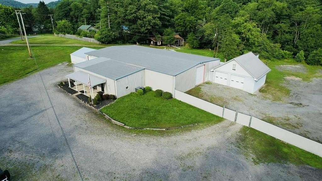 2 Acres of Improved Commercial Land for Sale in Glen Jean, West Virginia