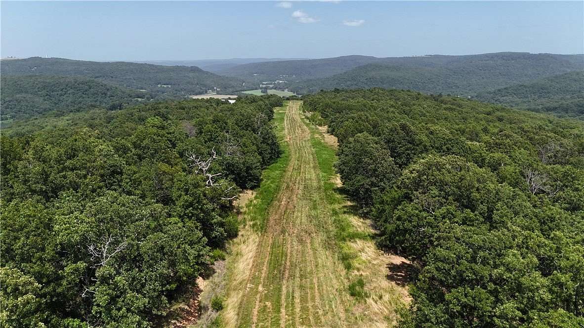119 Acres of Recreational Land for Sale in Huntsville, Arkansas