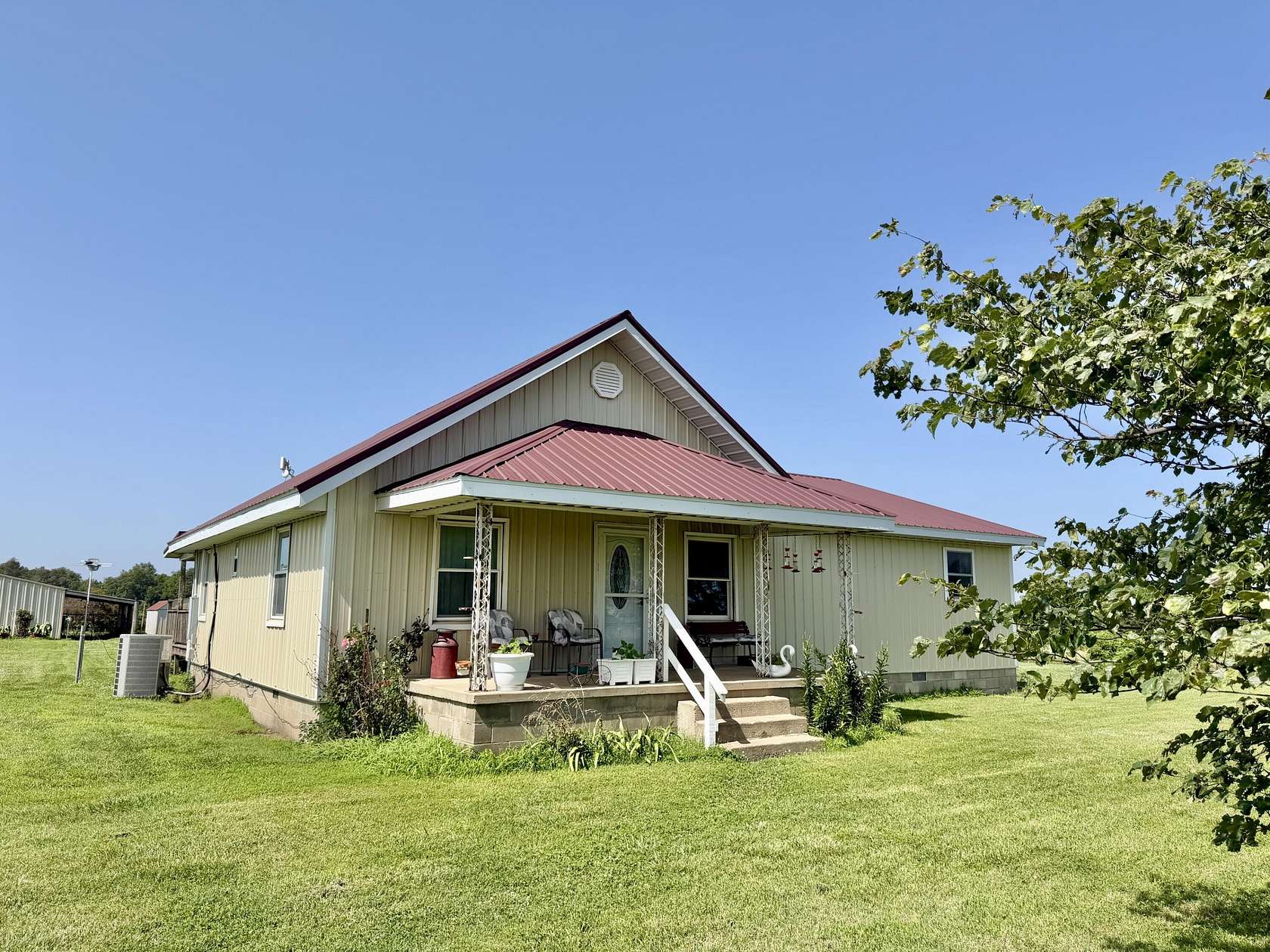19.5 Acres of Land with Home for Sale in Welch, Oklahoma