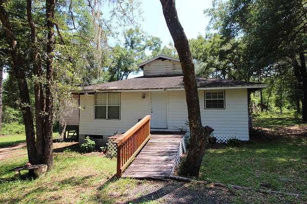 7 Acres of Land with Home for Sale in Tallahassee, Florida