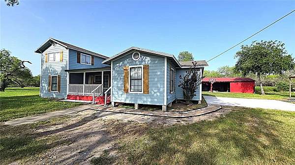 1.5 Acres of Land with Home for Sale in Kingsville, Texas