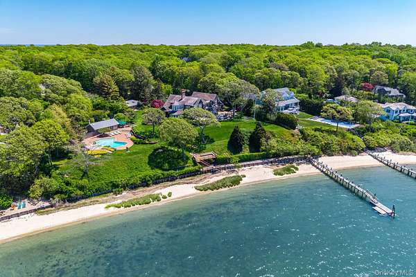 4.25 Acres of Land with Home for Sale in Cutchogue, New York