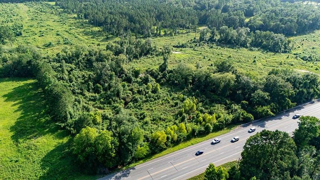 10 Acres of Mixed-Use Land for Sale in Lufkin, Texas
