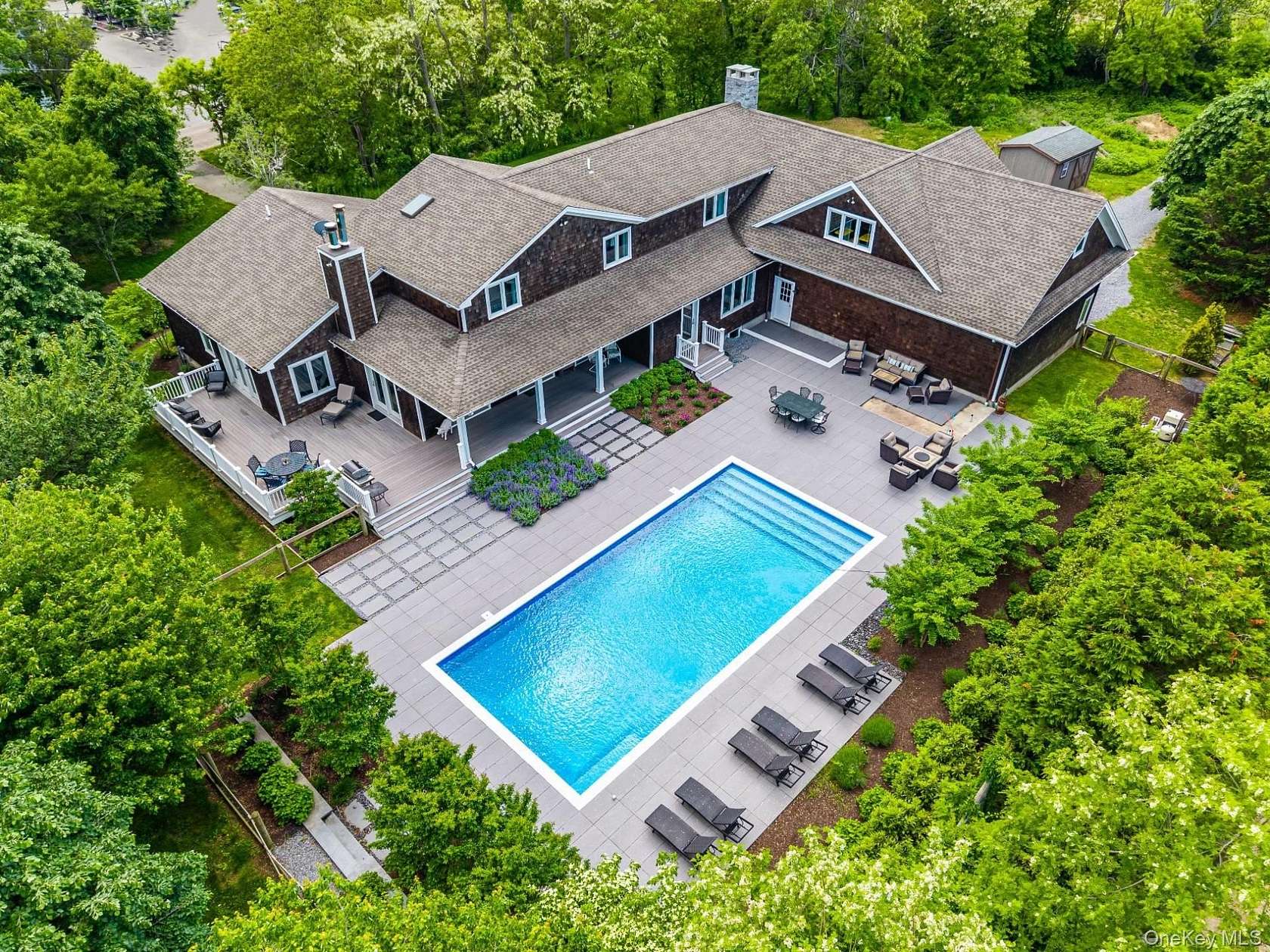 2 Acres of Land with Home for Sale in Cutchogue, New York