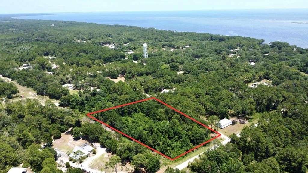 1.5 Acres of Residential Land for Sale in Lanark Village, Florida