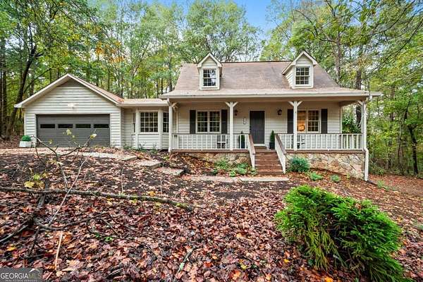 2.17 Acres of Land with Home for Sale in Fayetteville, Georgia