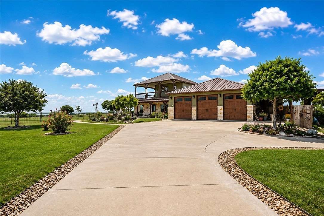 4.8 Acres of Land with Home for Sale in Sandia, Texas