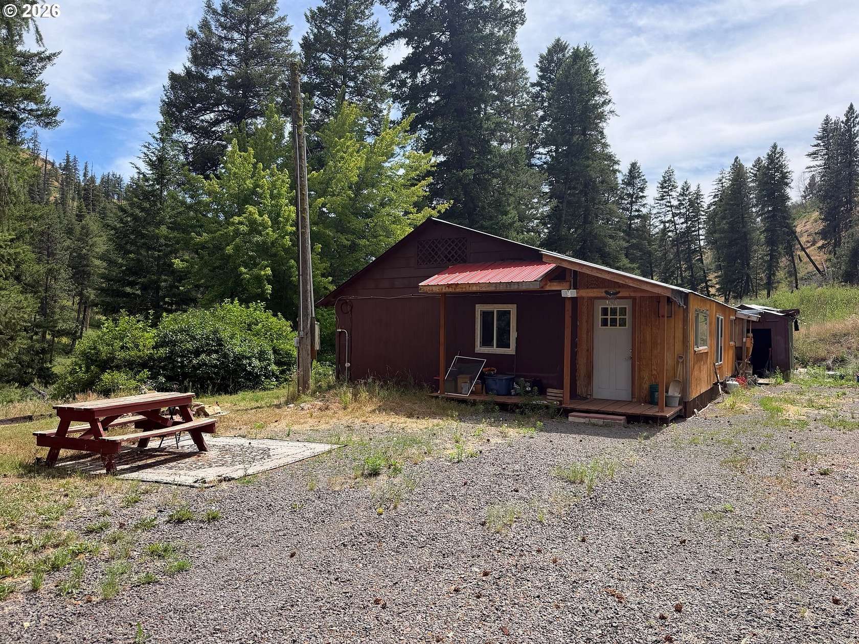 13.7 Acres of Recreational & Residential Land for Sale in Ukiah, Oregon