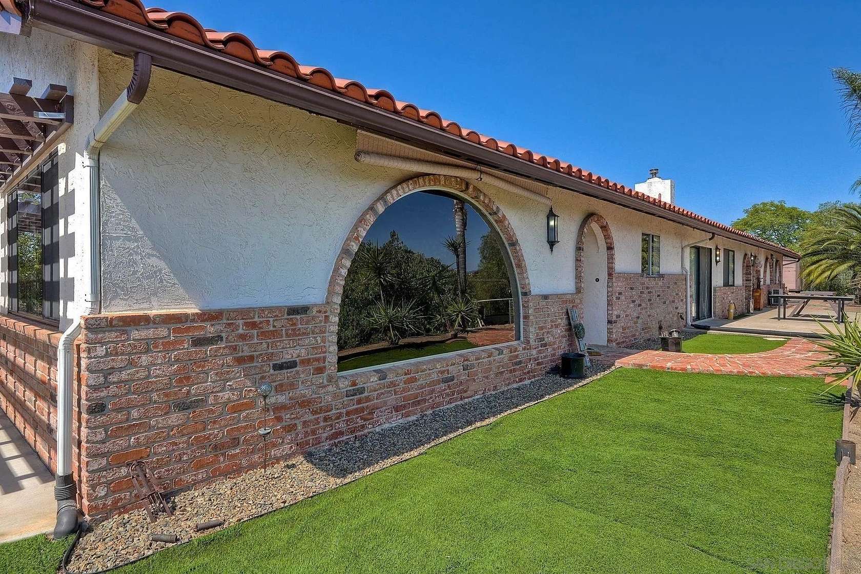 3.1 Acres of Land with Home for Sale in Valley Center, California