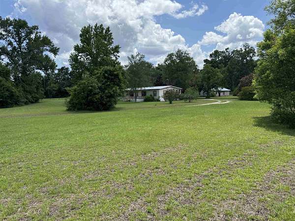 6 Acres of Land with Home for Sale in Crawfordville, Florida