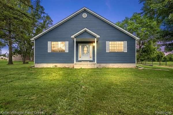32 Acres of Recreational Land with Home for Sale in Macomb Township, Michigan