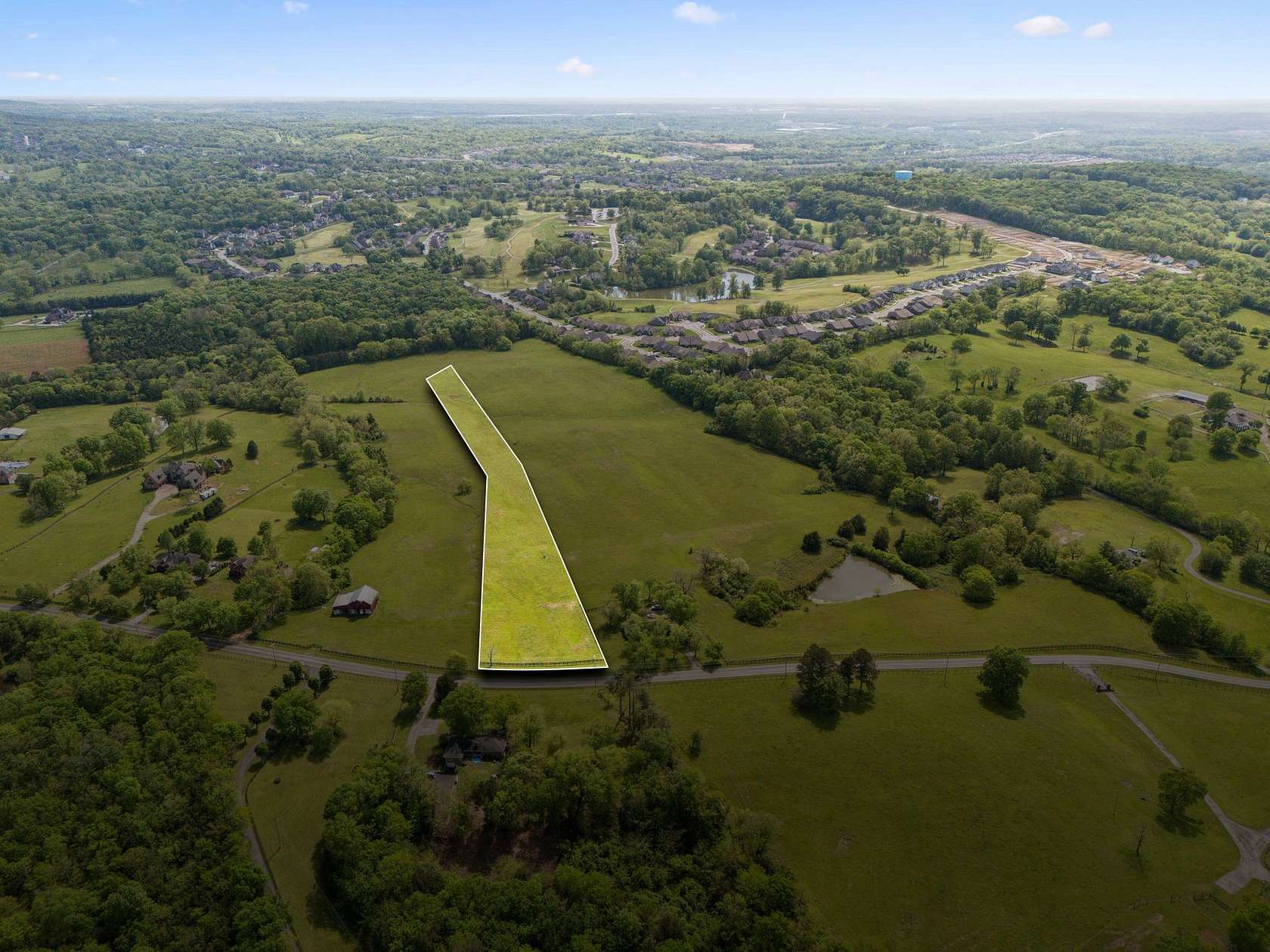 5 Acres of Residential Land for Sale in Lebanon, Tennessee
