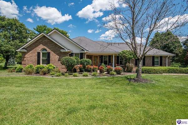 3.18 Acres of Land with Home for Sale in Bardstown, Kentucky
