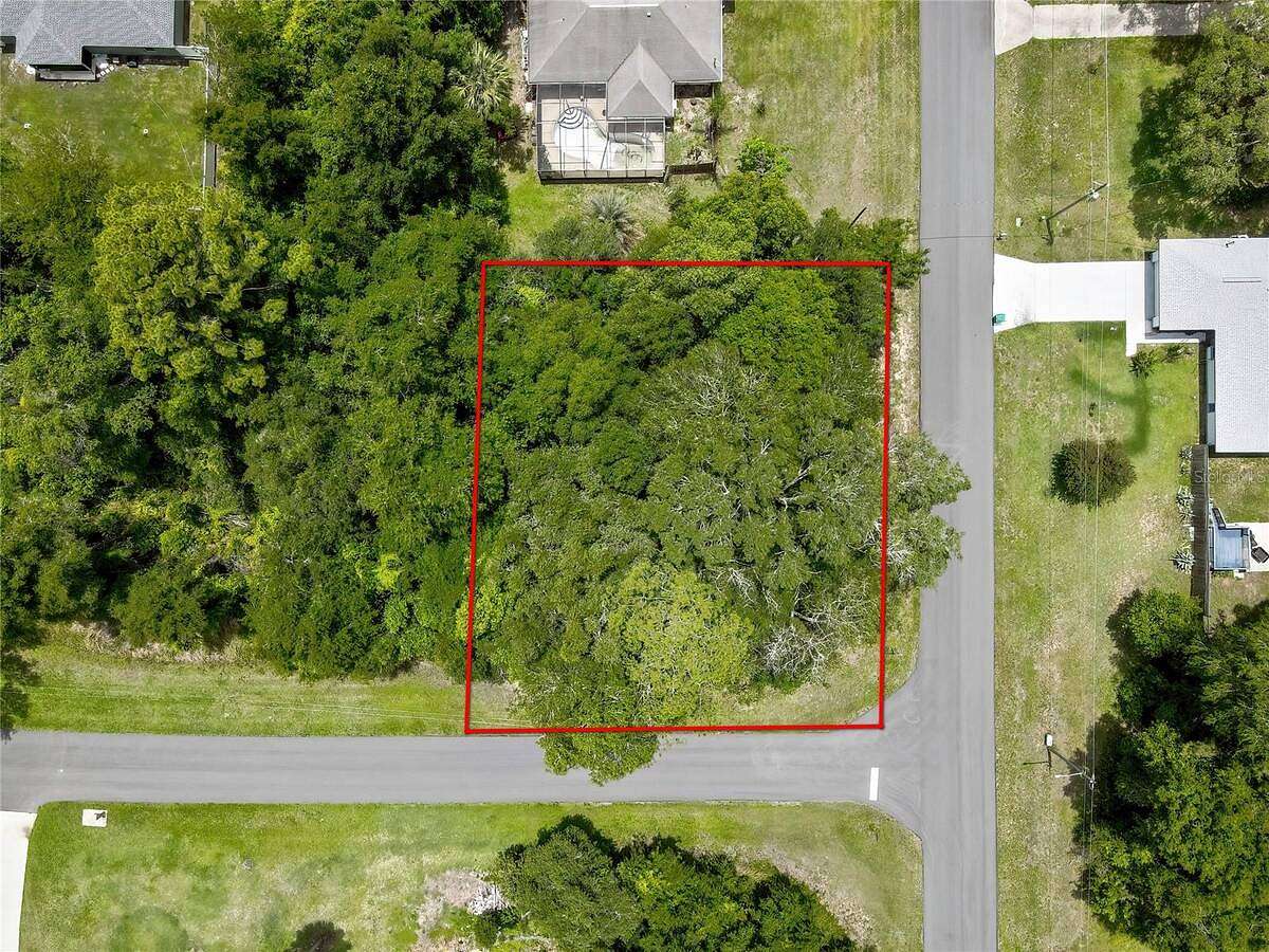 0.28 Acres of Residential Land for Sale in Citrus Springs, Florida