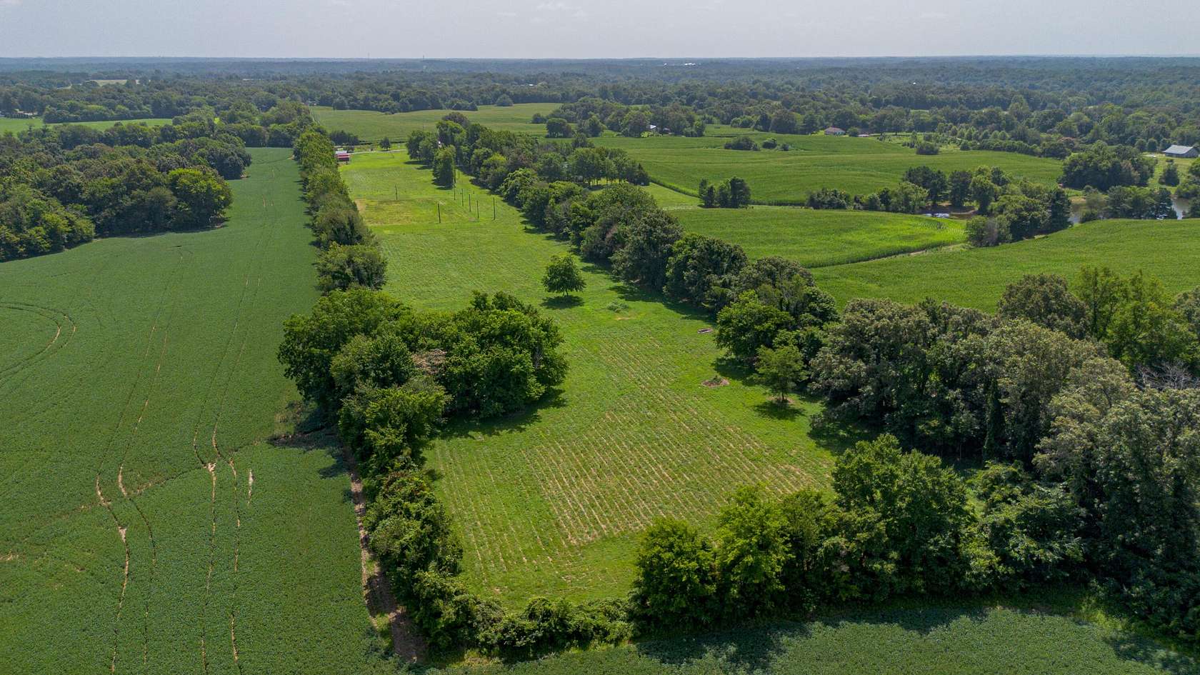 13.1 Acres of Land with Home for Sale in Paducah, Kentucky