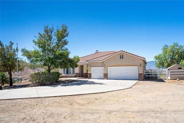 2 Acres of Land with Home for Sale in Acton, California