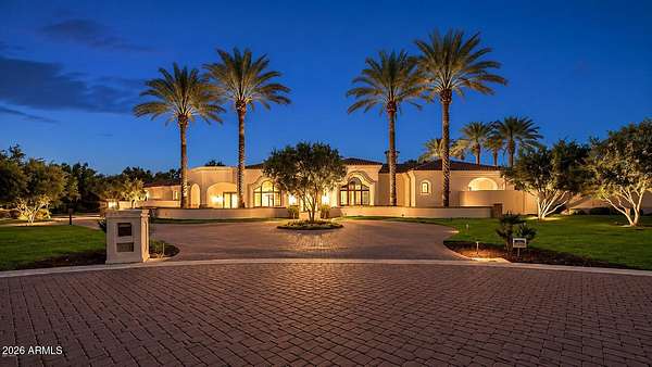 1.7 Acres of Land with Home for Sale in Paradise Valley, Arizona