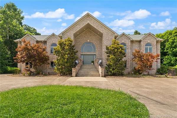 11.6 Acres of Land with Home for Sale in New Albany, Indiana