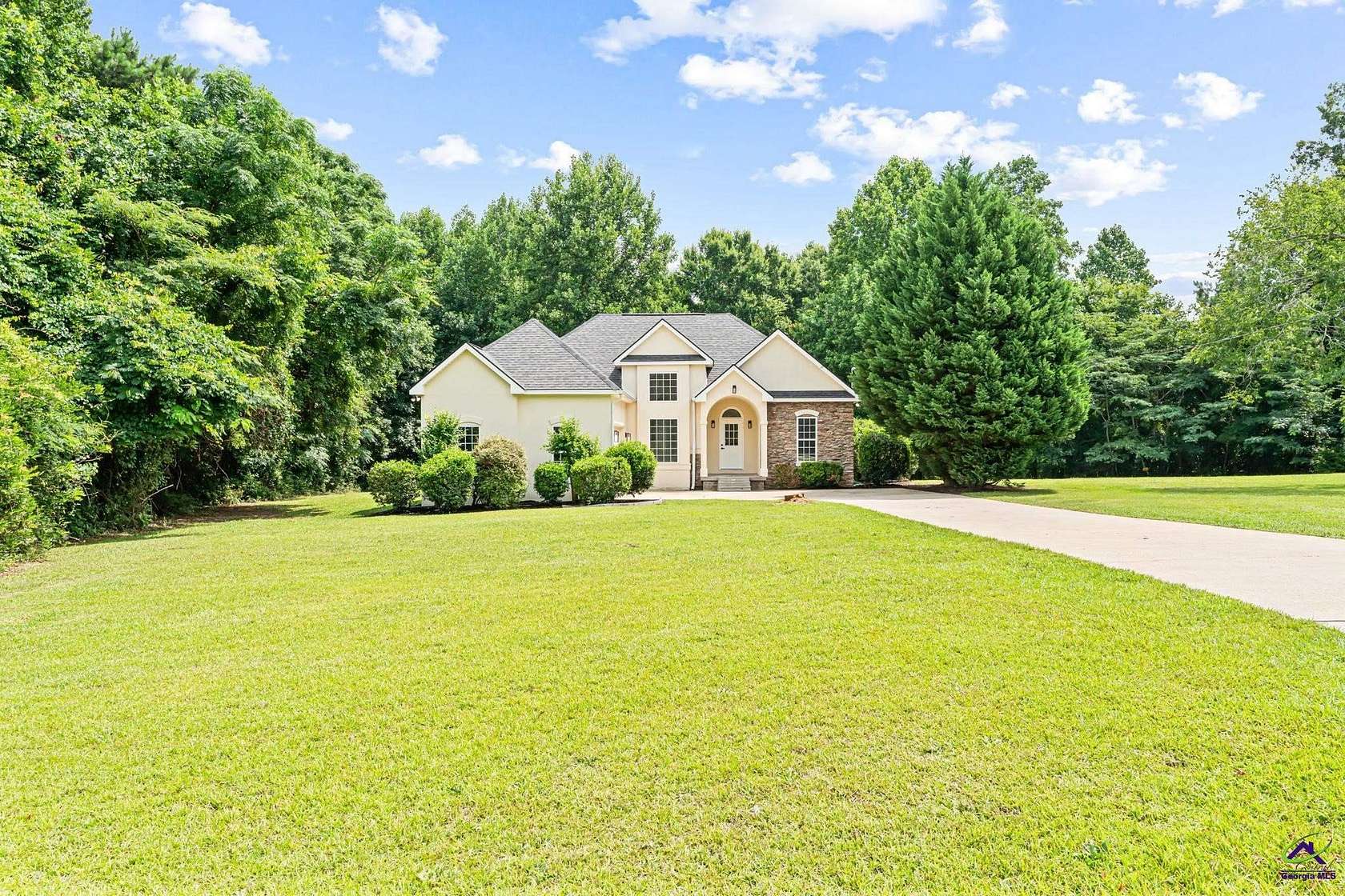 2 Acres of Land with Home for Sale in Lizella, Georgia