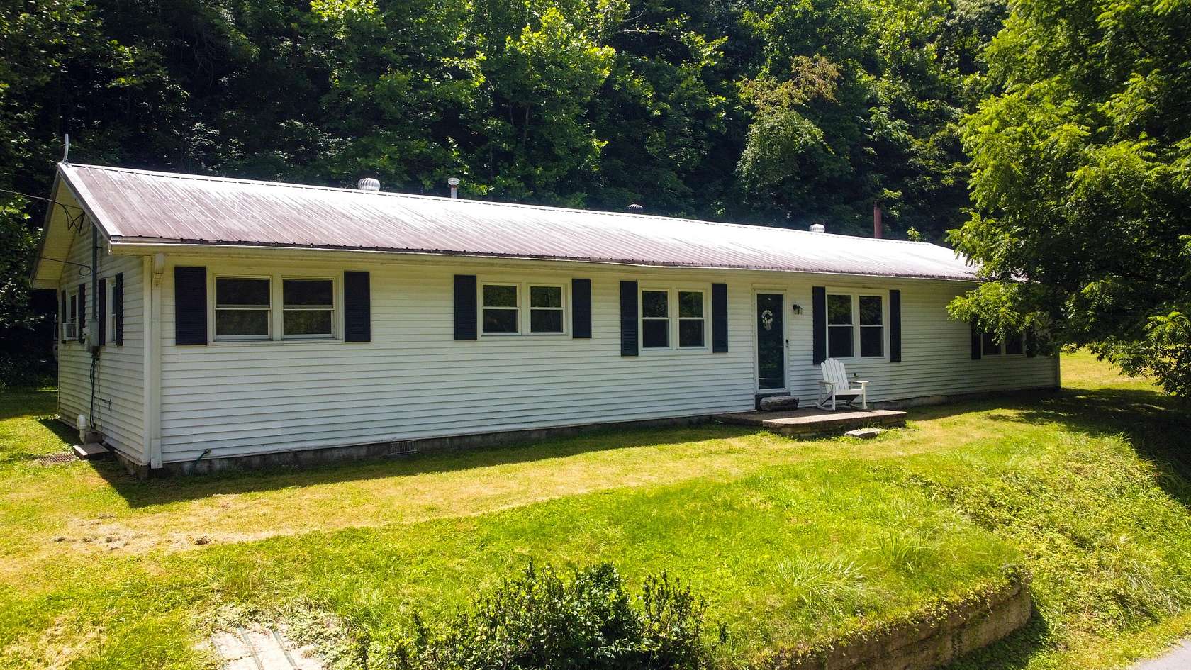 1.82 Acres of Land with Home for Sale in Versailles, Kentucky