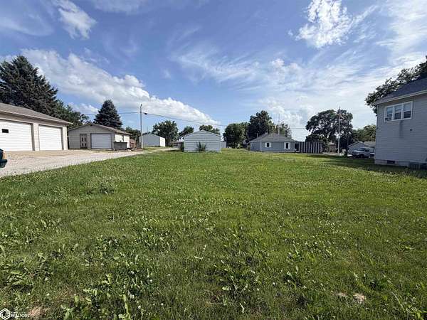 0.17 Acres of Land for Sale in Oskaloosa, Iowa