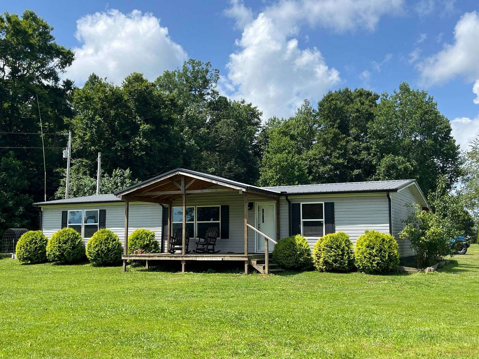 1.65 Acres of Land with Home for Sale in Russell Springs, Kentucky