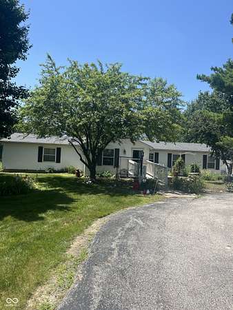 6.25 Acres of Land with Home for Sale in Sheridan, Indiana