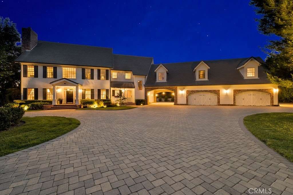2.22 Acres of Land with Home for Sale in Chatsworth, California