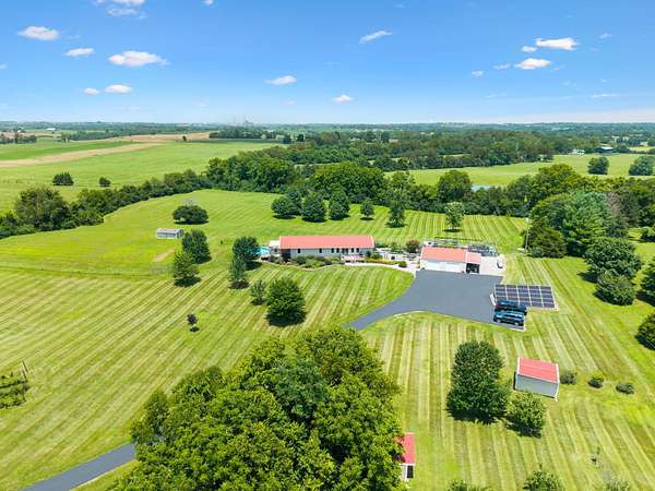 10 Acres of Land with Home for Sale in Harrodsburg, Kentucky