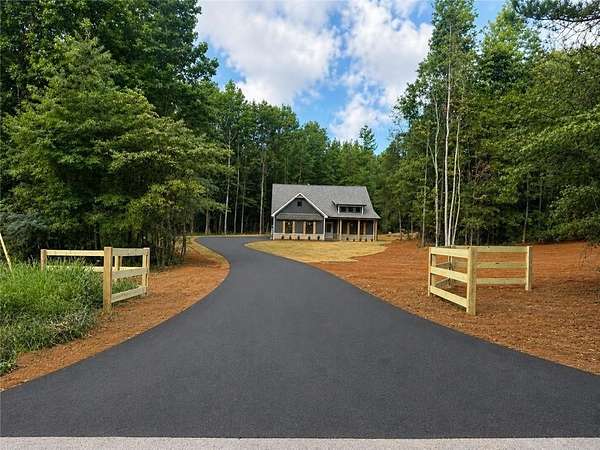 3 Acres of Land with Home for Sale in Silver Creek, Georgia