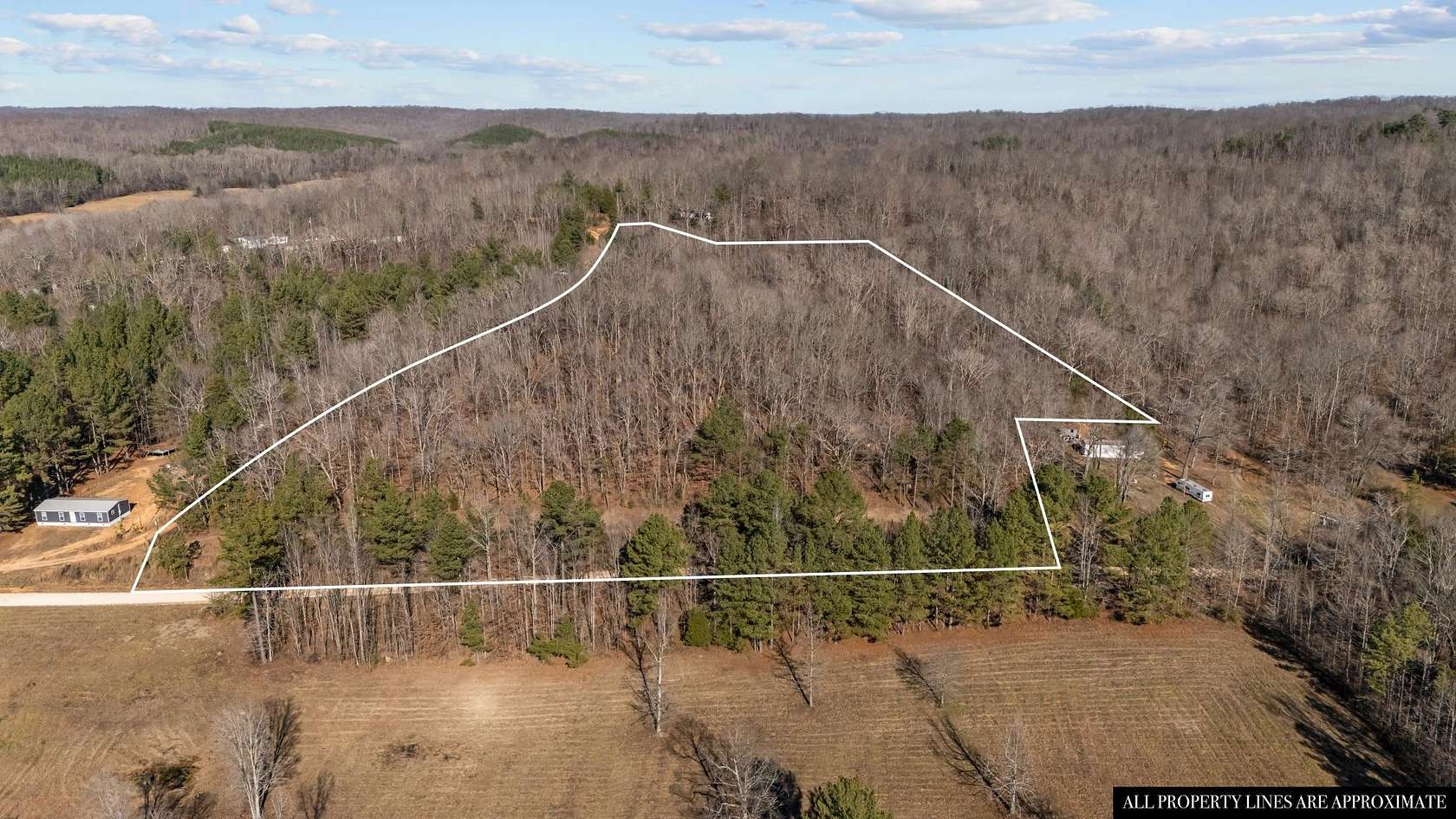 10.5 Acres of Recreational & Residential Land for Sale in Waverly, Tennessee