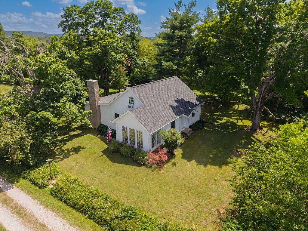 5 Acres of Land with Home for Sale in McMinnville, Tennessee