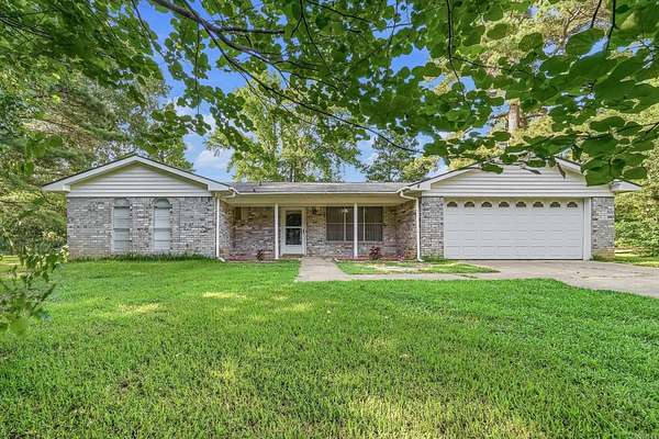 3.36 Acres of Land with Home for Sale in De Queen, Arkansas