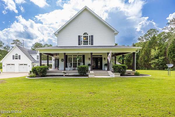 6 Acres of Land with Home for Sale in Macon, Georgia