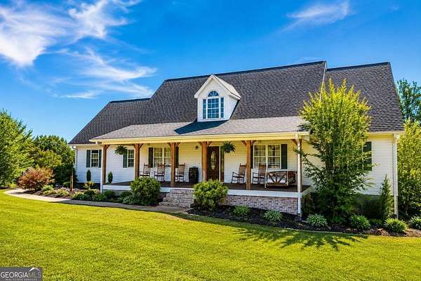 2 Acres of Land with Home for Sale in Colbert, Georgia