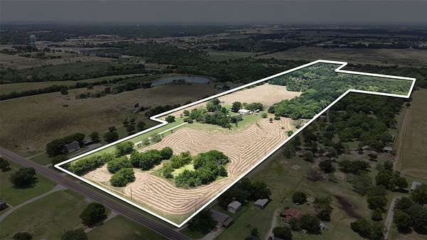 36 Acres of Recreational & Residential Land for Sale in Ennis, Texas