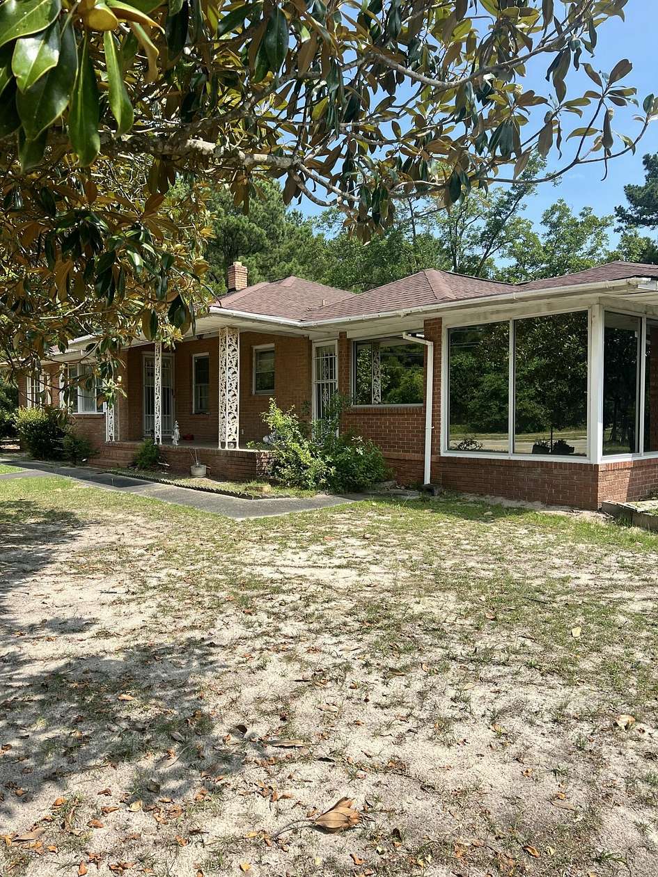 1.5 Acres of Land with Home for Sale in Sumter, South Carolina